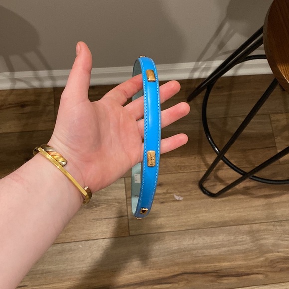 Talbots blue leather brass tooled fashion belt - Picture 4 of 8